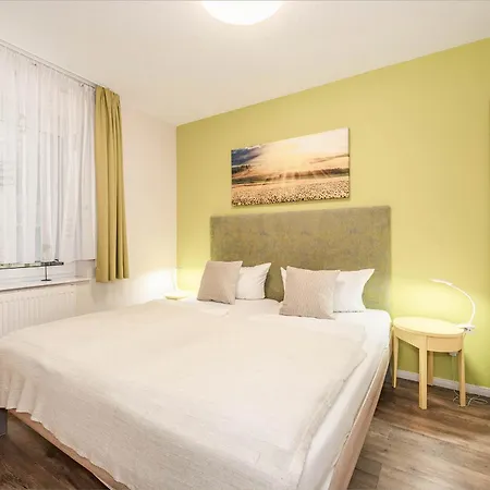 Seeblick Unterdeck Apartment